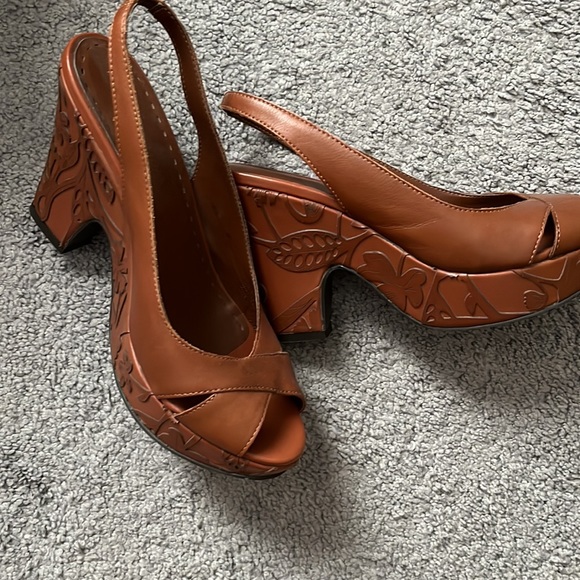 Wedges - Picture 3 of 3